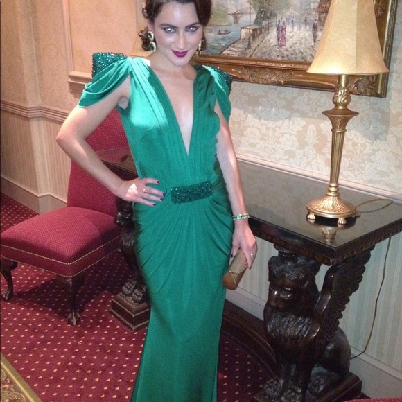 Tarik Ediz Emerald Green Embellished Gown - lessaltimbanquesdelabutte.ch Tarik Ediz Emerald Green Embellished Gown - lessaltimbanquesdelabutte.ch